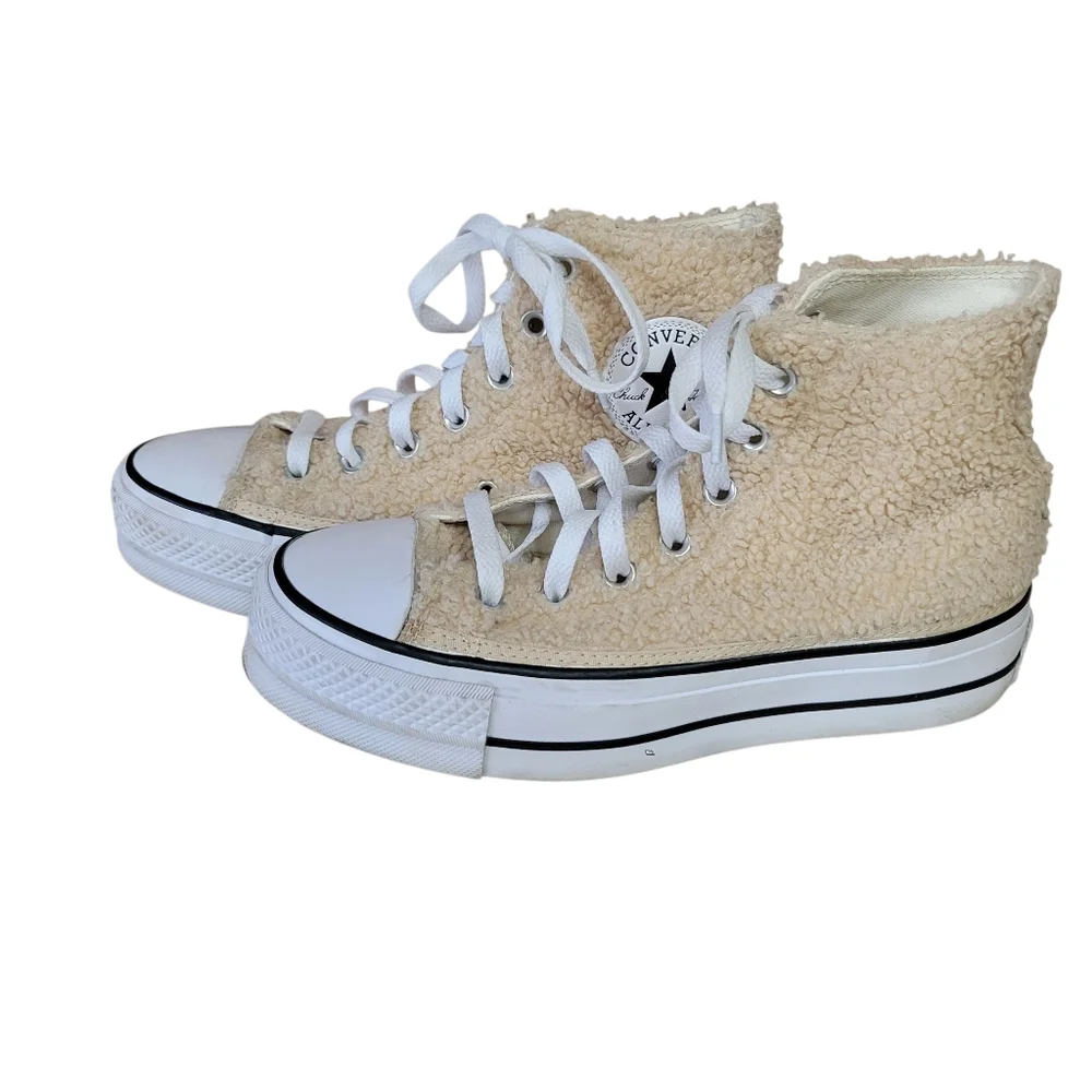 Converse Chuck Taylor All Star Lift Platform Sherpa Shoe - Picture 2 of 8